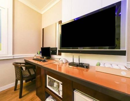 1000m2 1 slaapkamer, 1 privé badkamer Appartement in Uichang-gu Changwon Buitenkant foto